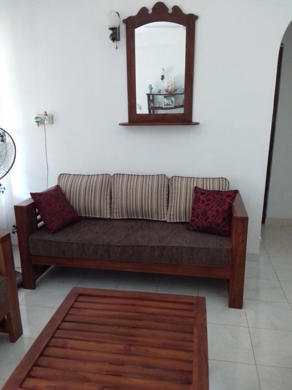 Serenity Villa Хиккадува Экстерьер фото
